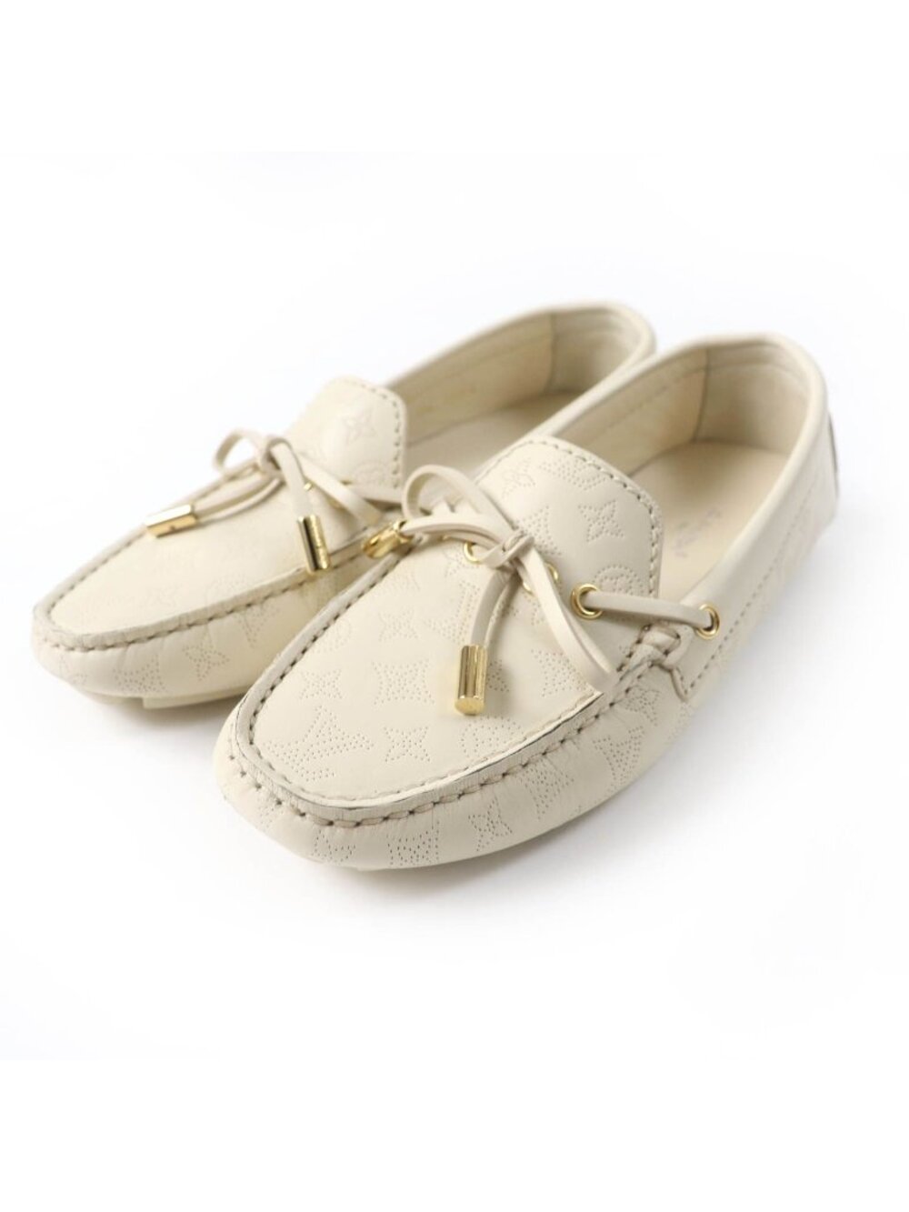 Louis Vuitton Gloria Line Monogram Perforated Ribbon Design Leather Loafers
